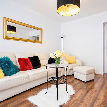 Apartament Kolorowy Krasków Εξωτερικό φωτογραφία