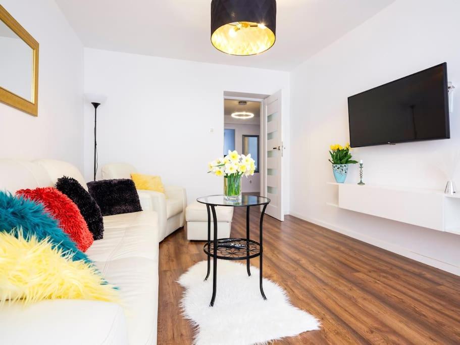 Apartament Kolorowy Krasków Εξωτερικό φωτογραφία